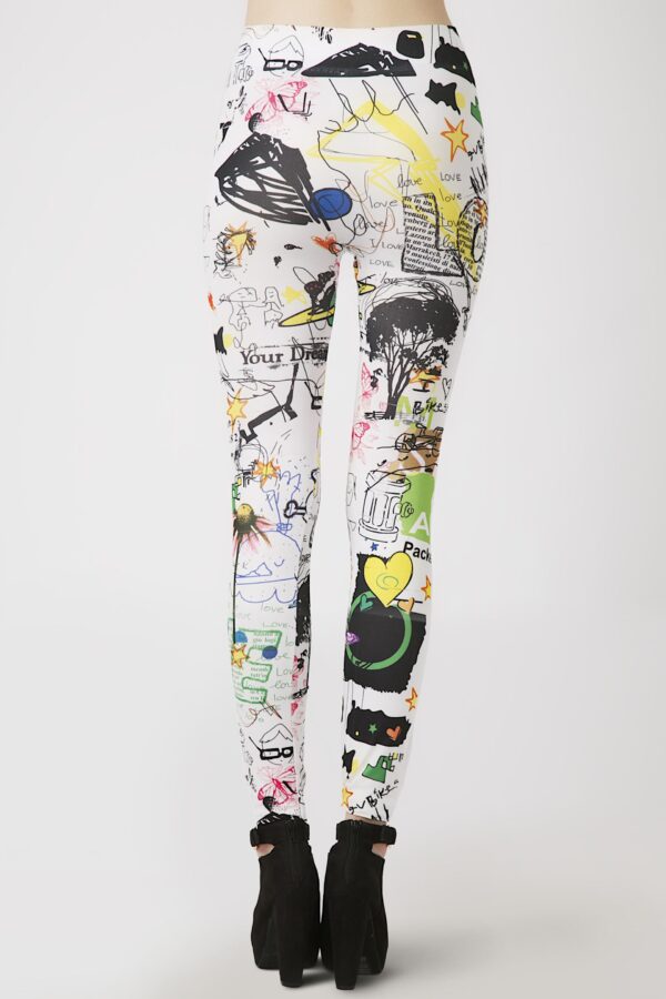 Fashion Leggings กางเกงเลกกิ้งขาสามส่วนลายกราฟฟิติ - สีขาว+ดำ - Image 4