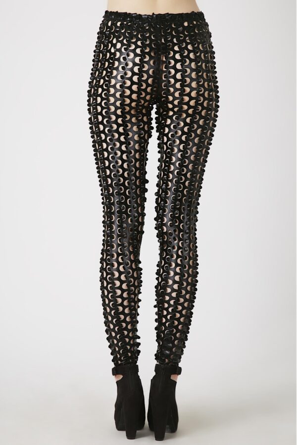 Fashion Leggings กางเกงเลกกิ้งขายาวลายโฮลส์ - สีดำ - Image 4